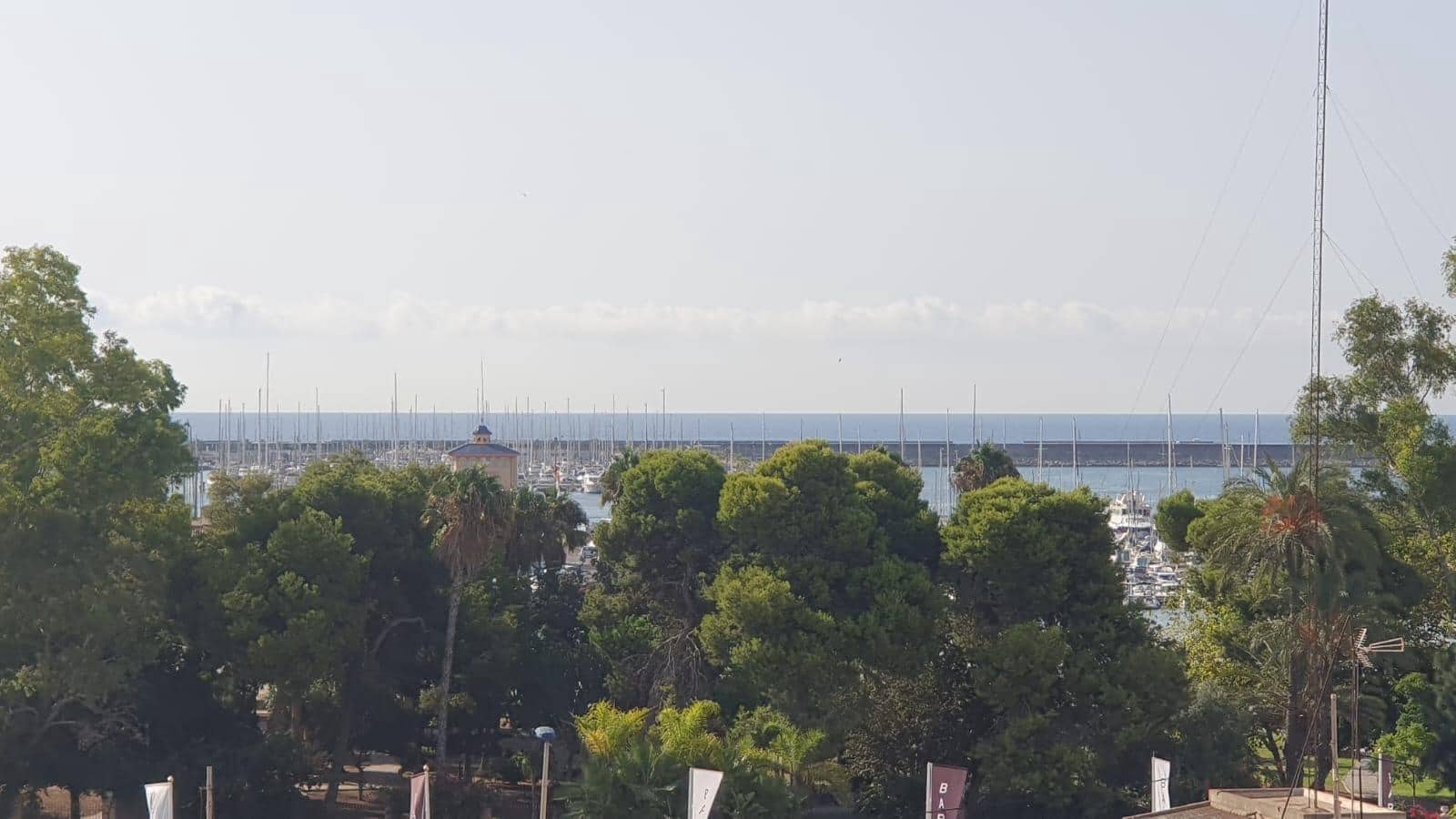 3 bedroom Flat for sale in Torrevieja - € 150,000 (Ref: 9462256)