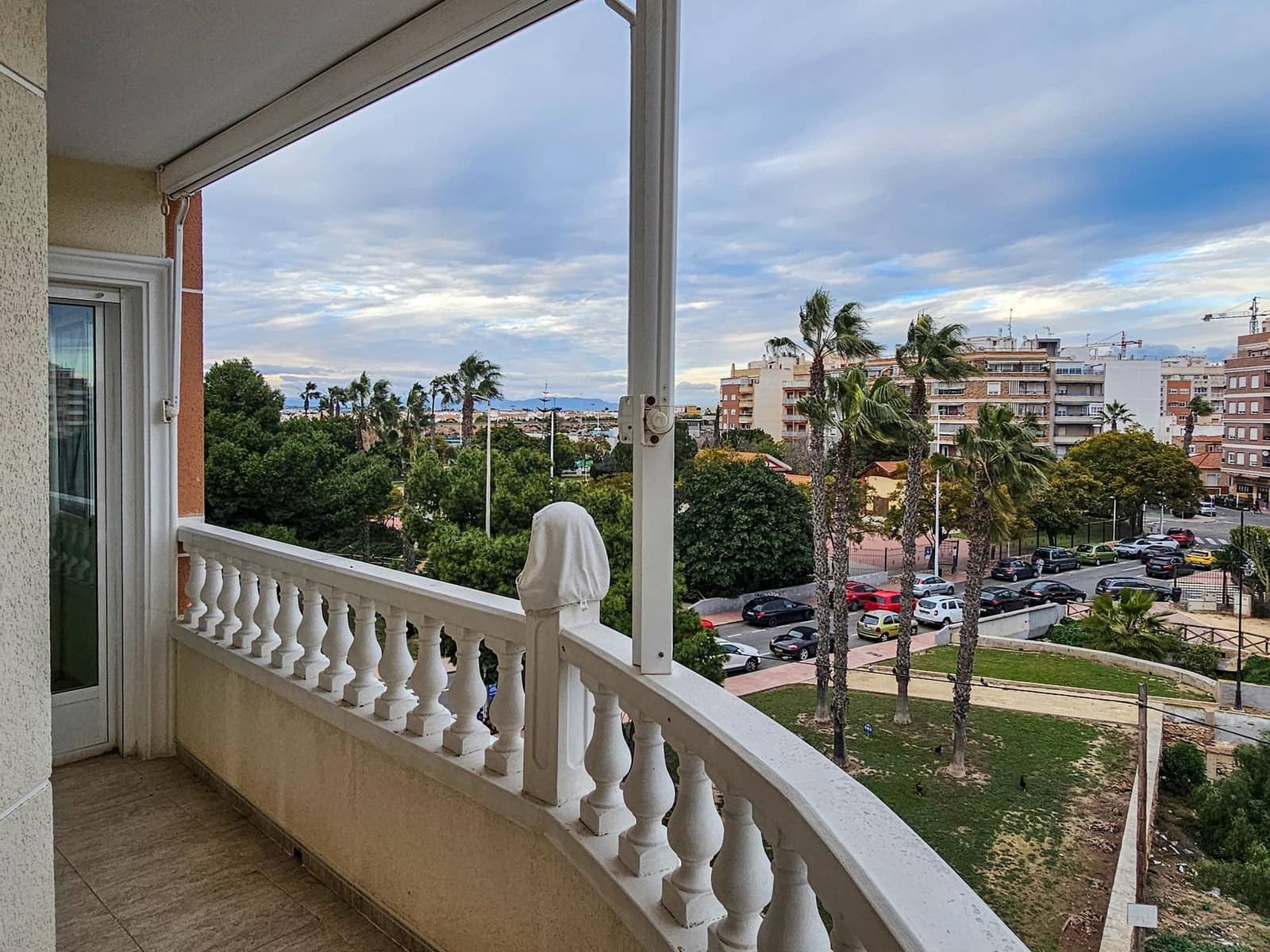 3 sovrum Lägenhet till salu i Torrevieja - 150 000 € (Ref: 9462256)