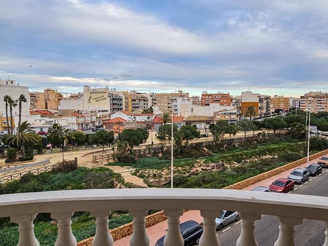 3 sovrum Lägenhet till salu i Playa del Acequión, Torrevieja - 150 000 € (Ref: 9462256)