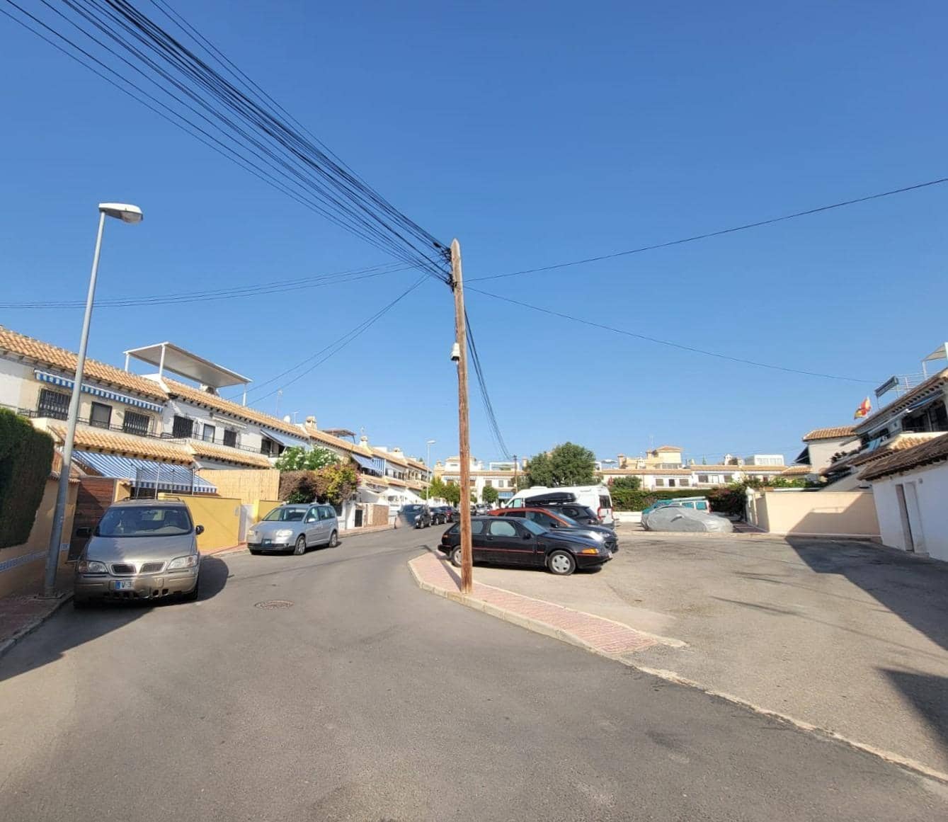 2 bedroom Bungalow for sale in Torrevieja with pool - € 169,000 (Ref: 9462262)