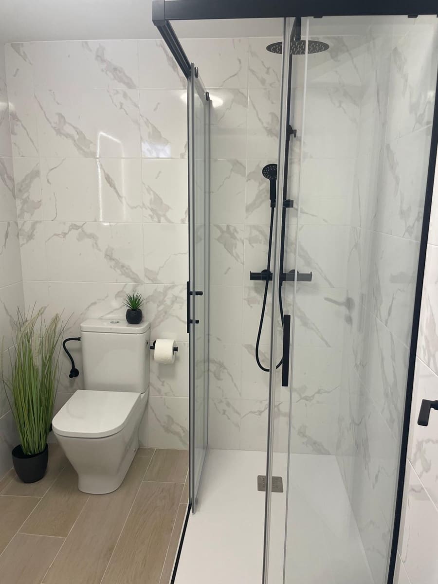 2 makuuhuone Bungalow myytävänä paikassa Torrevieja - 359 900 € (Ref: 9462265)