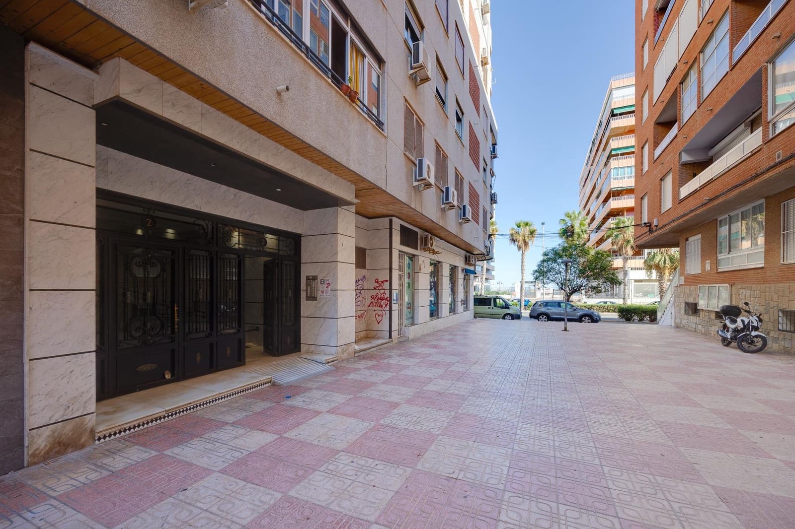 3 bedroom Apartment for sale in Torrevieja - € 156,500 (Ref: 9462273)