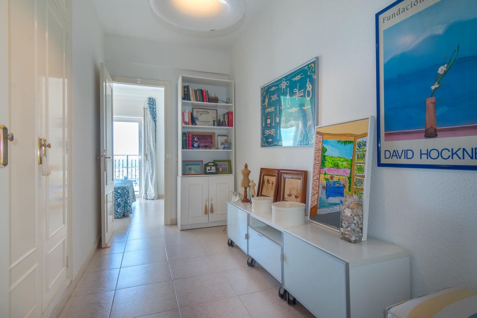 4 bedroom Apartment for sale in Torrevieja - € 450,000 (Ref: 9462274)