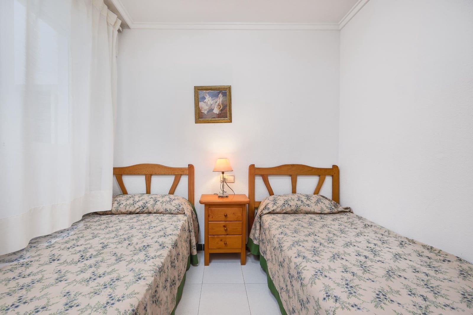 2 bedroom Apartment for sale in Torrevieja with pool garage - € 139,900 (Ref: 9462286)