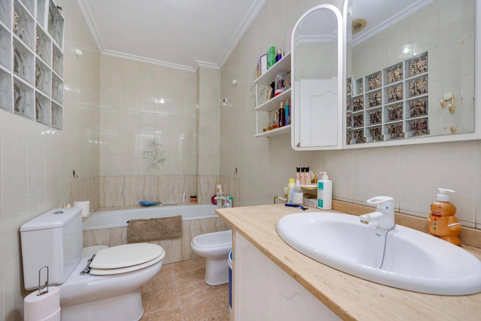 Apartamento para venda em Torrevieja - 249 969 € (Ref: 9462291)