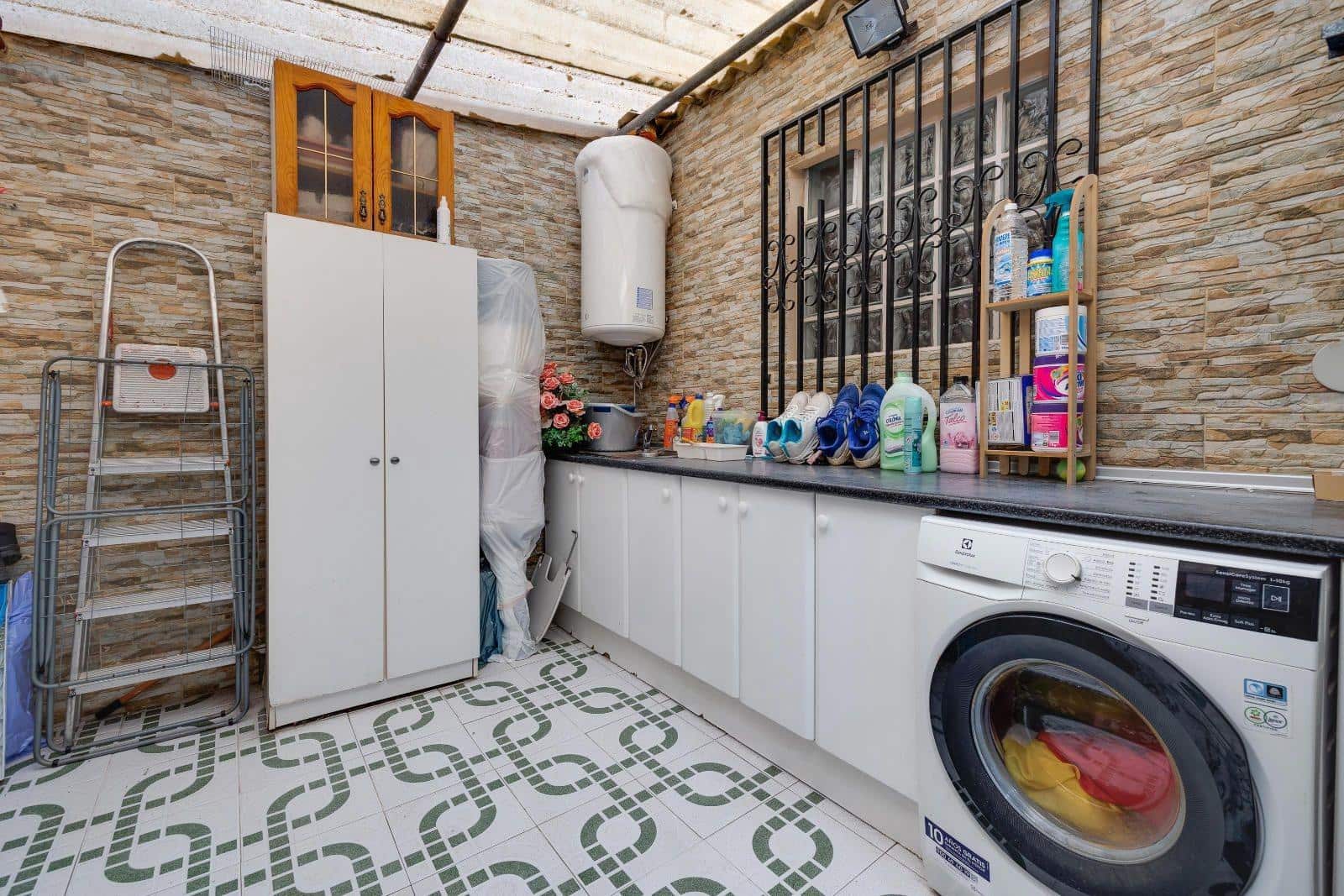 Apartamento para venda em Torrevieja - 249 969 € (Ref: 9462291)