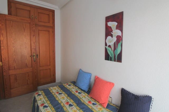 2 slaapkamer Appartement te koop in Avenida Habaneras - Curva de Palangre, Torrevieja - € 126.000 (Ref: 9462294)