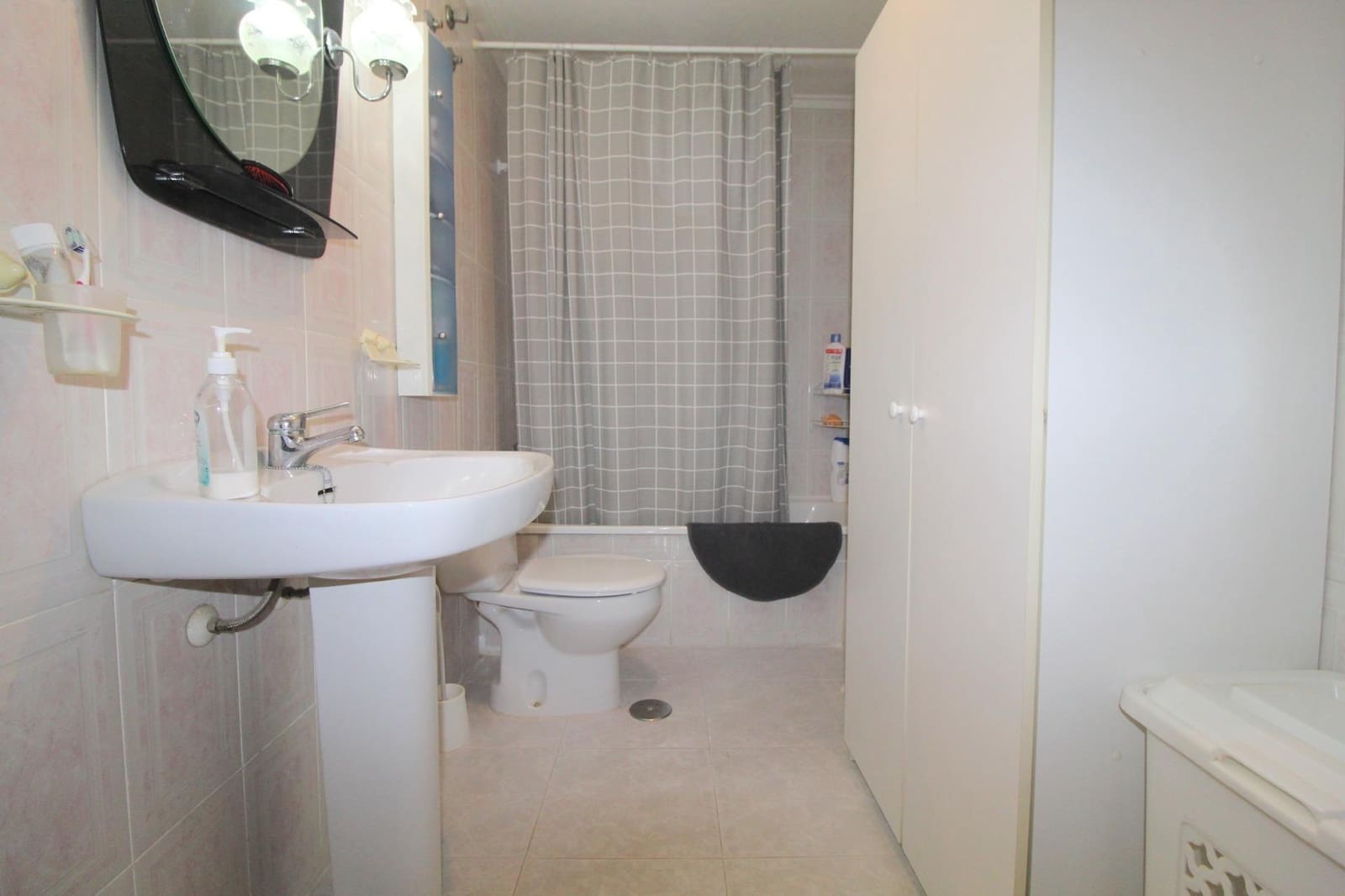 2 slaapkamer Appartement te koop in Torrevieja - € 126.000 (Ref: 9462294)