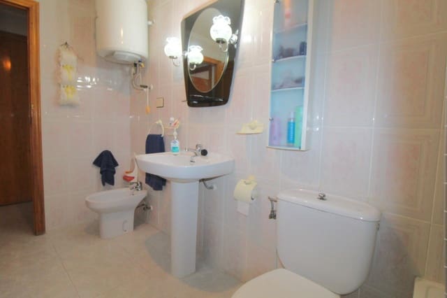 2 slaapkamer Appartement te koop in Avenida Habaneras - Curva de Palangre, Torrevieja - € 126.000 (Ref: 9462294)