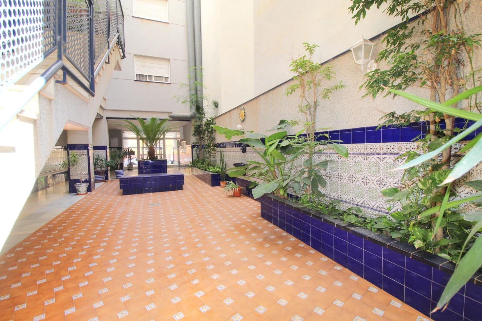 2 slaapkamer Appartement te koop in Torrevieja - € 126.000 (Ref: 9462294)