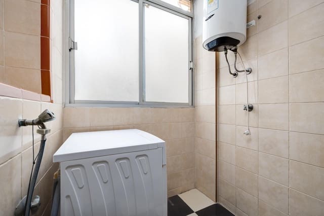 3 bedroom Apartment for sale in Playa del Acequión, Torrevieja with garage - € 159,900 (Ref: 9462296)