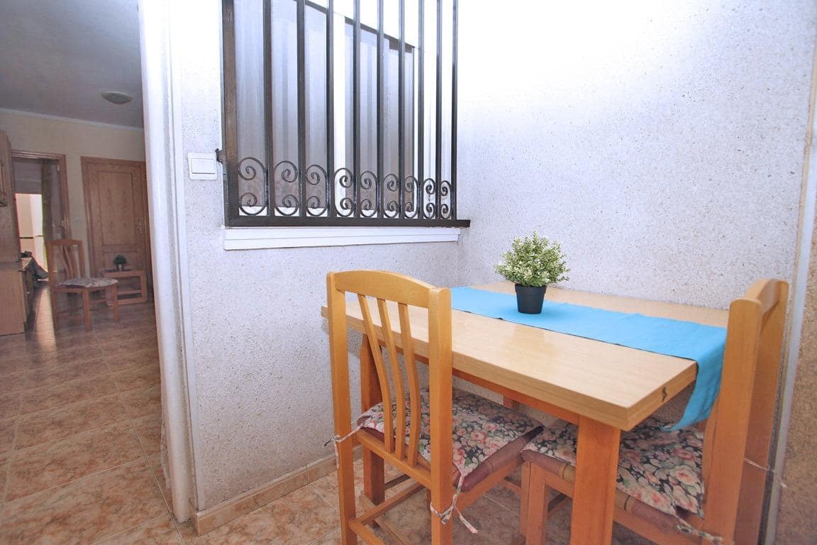 4 Zimmer Apartment zu verkaufen in Torrevieja - 149.990 € (Ref: 9462299)
