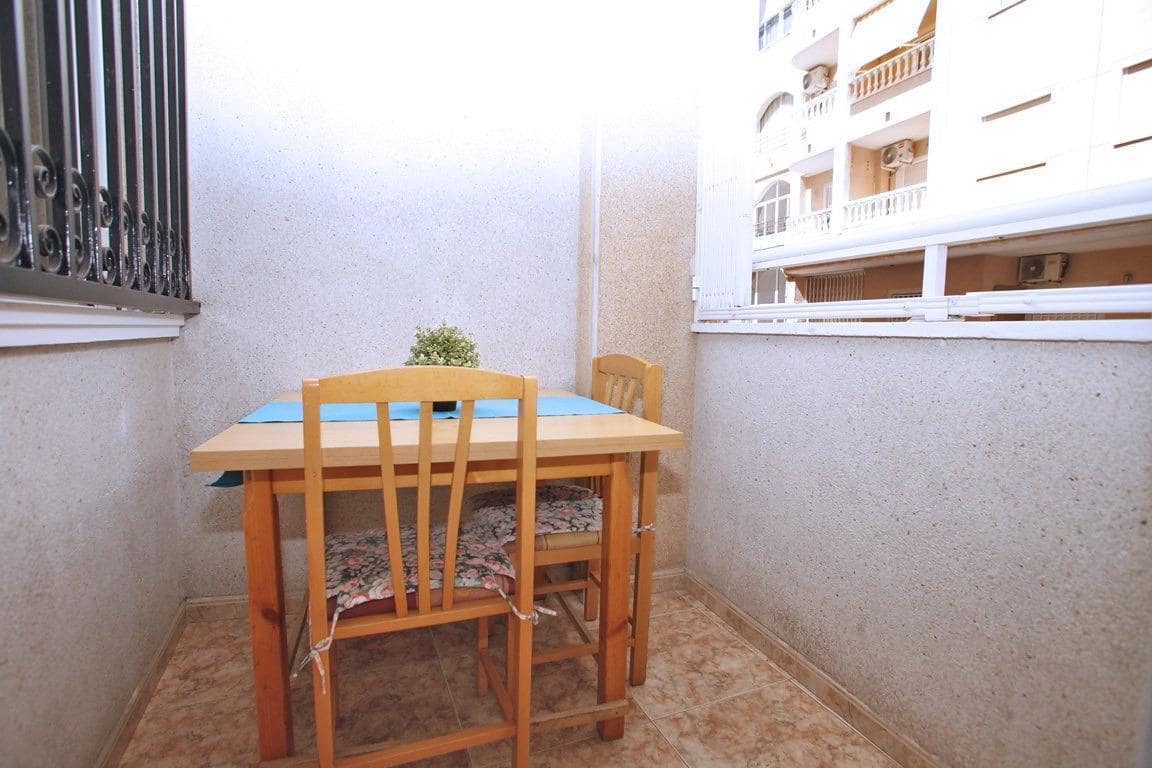 4 Zimmer Apartment zu verkaufen in Torrevieja - 149.990 € (Ref: 9462299)