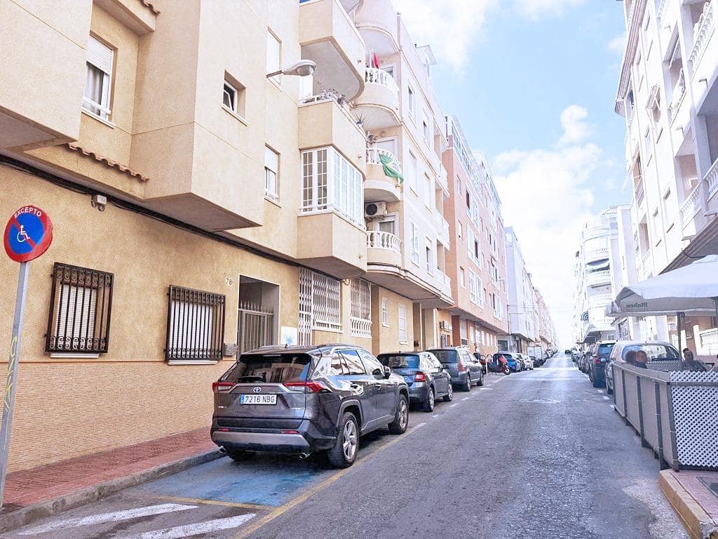 4 Zimmer Apartment zu verkaufen in Torrevieja - 149.990 € (Ref: 9462299)