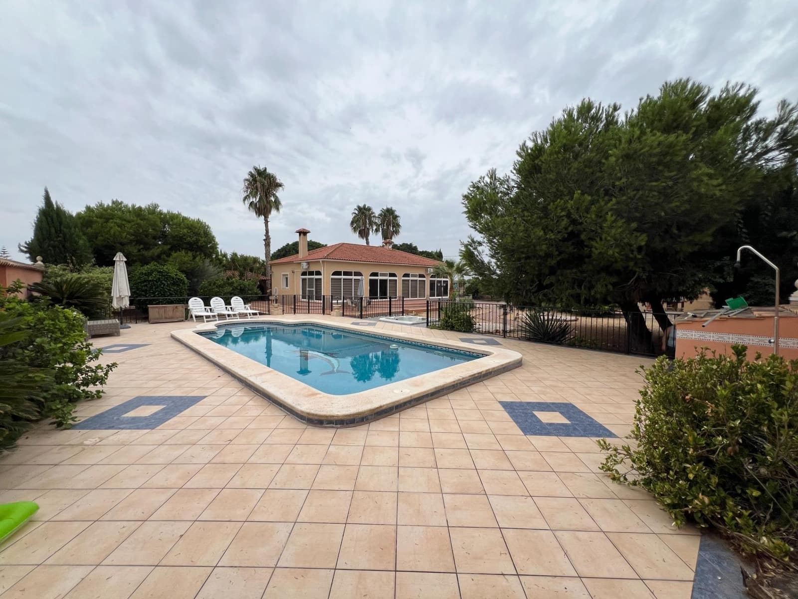 3 bedroom Villa for sale in Dolores with pool - € 469,000 (Ref: 9462300)