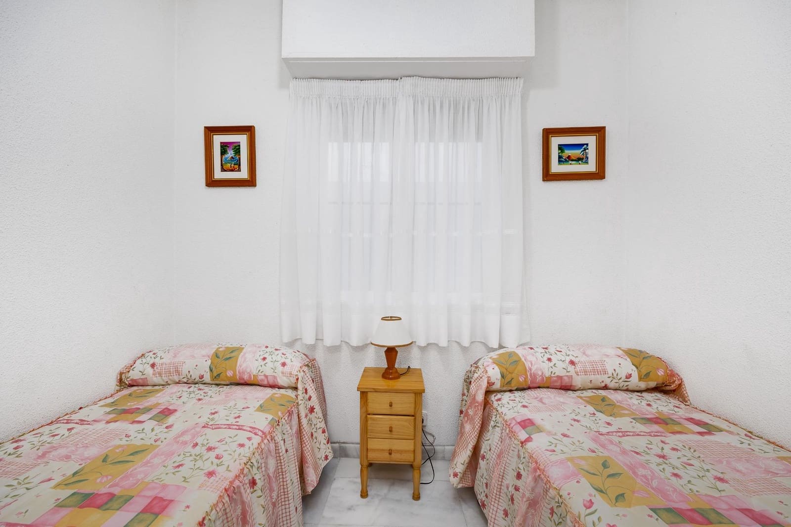 2 sovrum Lägenhet till salu i Torrevieja med garage - 156 900 € (Ref: 9462302)