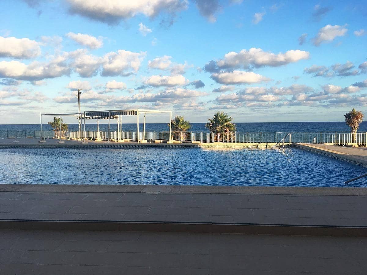 1 makuuhuone Huoneisto myytävänä paikassa Torrevieja mukana uima-altaan - 204 900 € (Ref: 9462306)