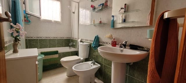Apartamento de 2 habitaciones en Playa del Cura, Torrevieja en venta - 137.900 € (Ref: 9462308)