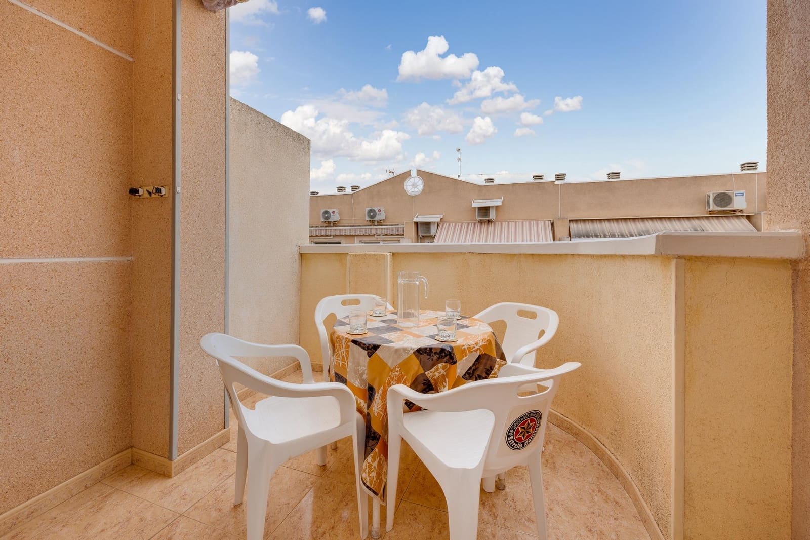 2 Zimmer Penthouse zu verkaufen in Torrevieja mit Garage - 150.200 € (Ref: 9462310)