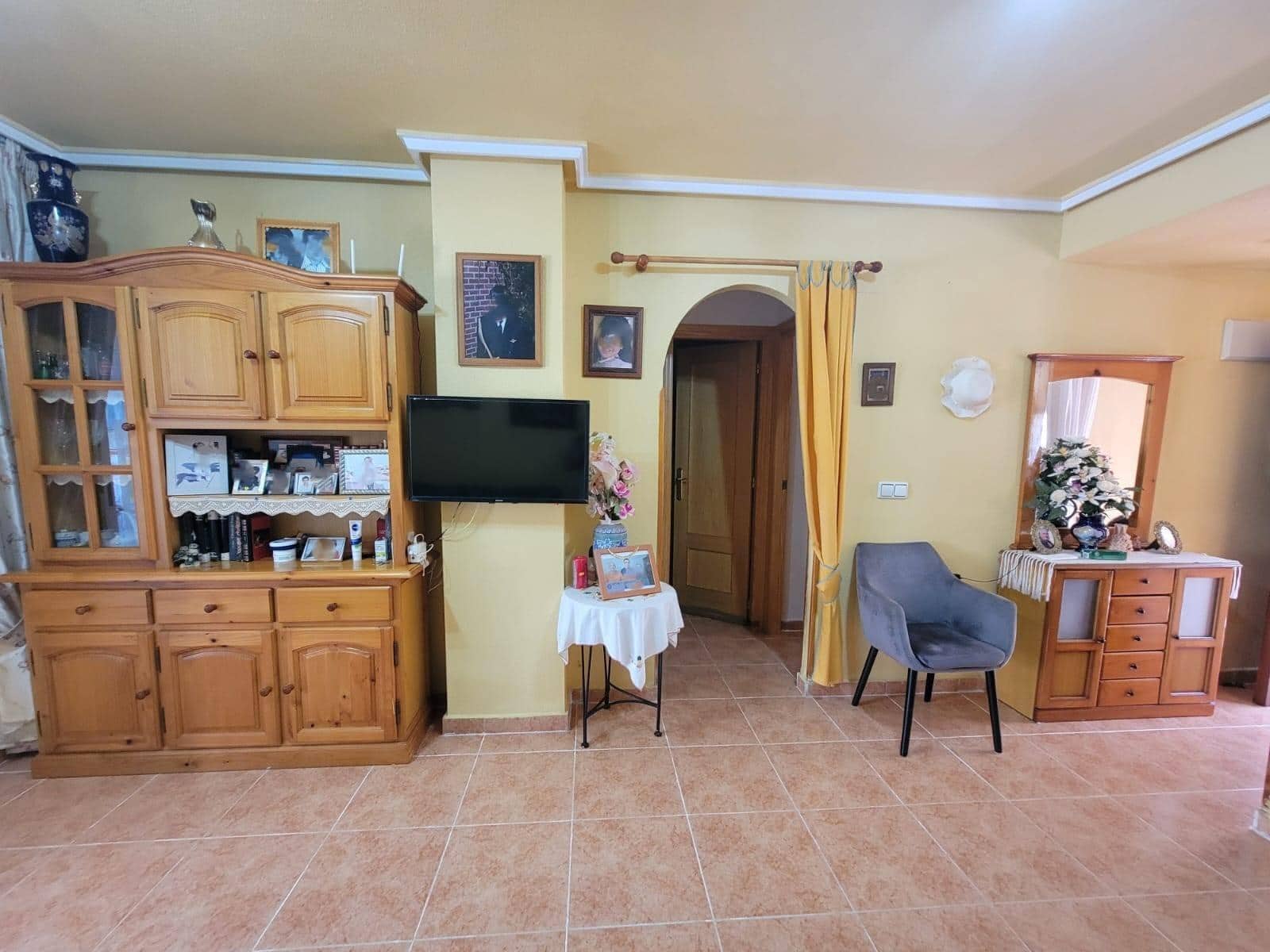 Apartamento de 2 habitaciones en Torrevieja en venta con piscina - 118.900 € (Ref: 9462313)