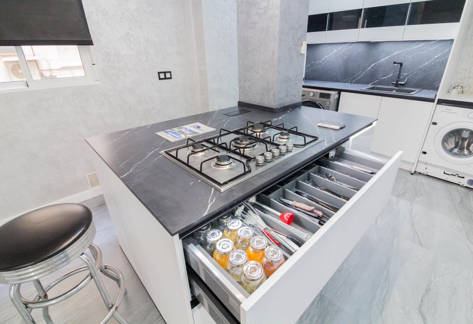 3 bedroom Flat for sale in Orihuela - € 275,000 (Ref: 9462314)