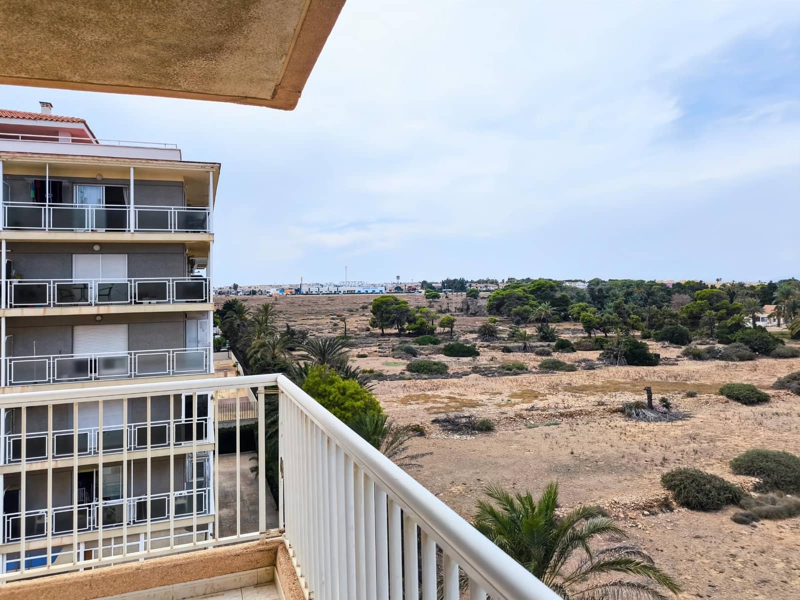 2 bedroom Apartment for sale in Punta Prima - € 139,000 (Ref: 9462315)