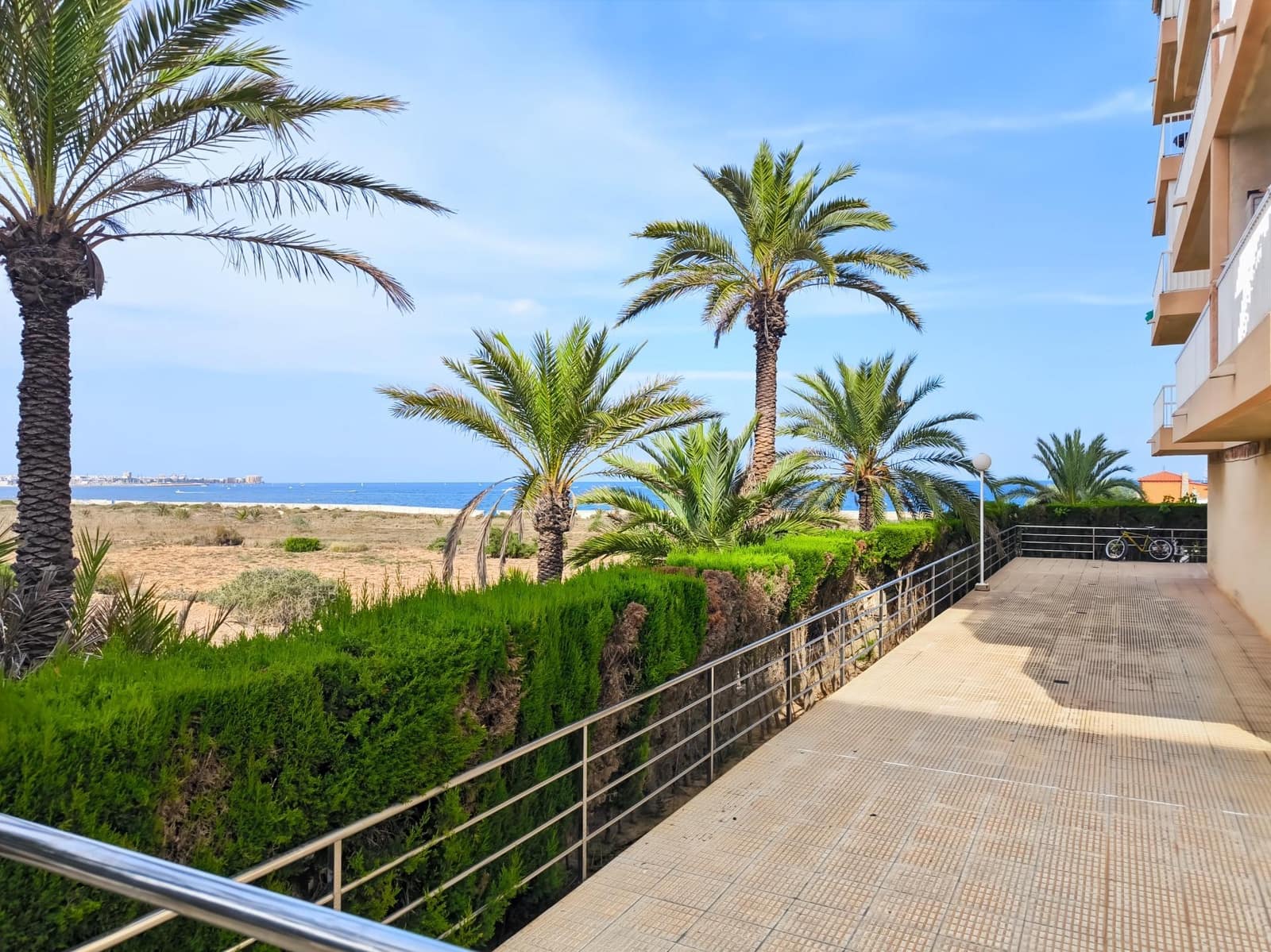 2 bedroom Apartment for sale in Punta Prima - € 139,000 (Ref: 9462315)