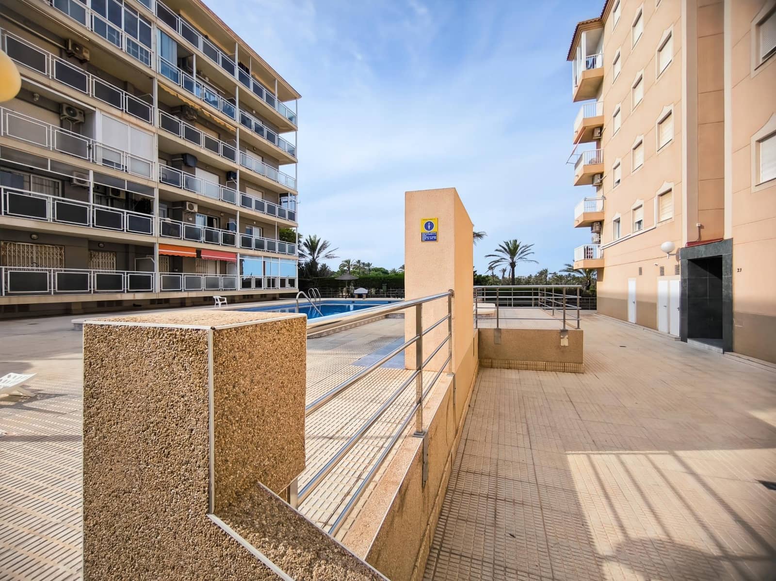 2 bedroom Apartment for sale in Punta Prima - € 139,000 (Ref: 9462315)