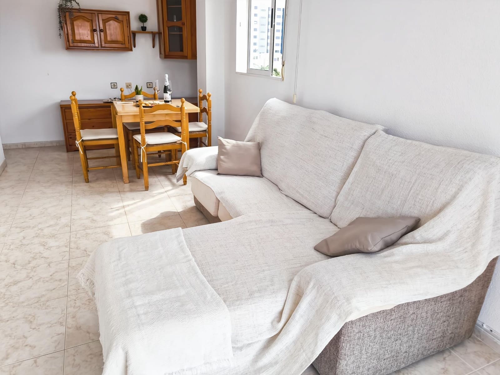 2 bedroom Apartment for sale in Punta Prima - € 139,000 (Ref: 9462315)