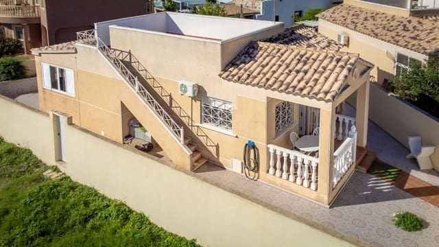 2 quarto Moradia para venda em El Chaparral - La Siesta - La Torreta, Torrevieja com piscina - 235 000 € (Ref: 9462318)