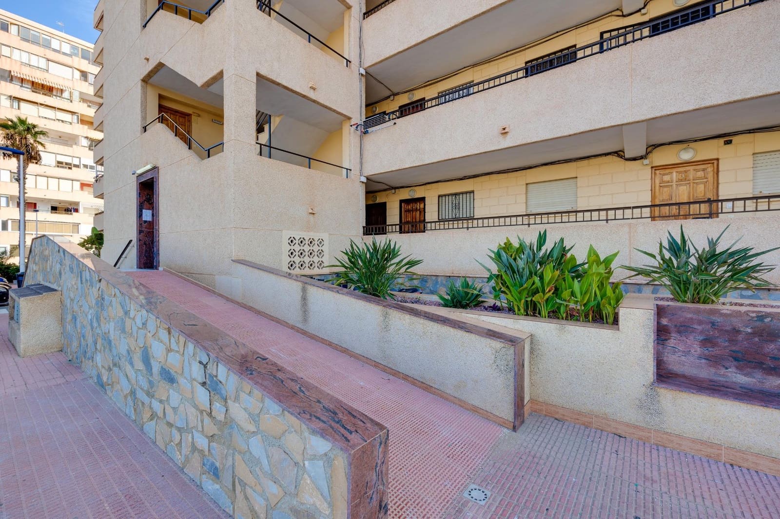 Apartamento de 2 habitaciones en Cabo Cervera en venta - 155.000 € (Ref: 9462319)