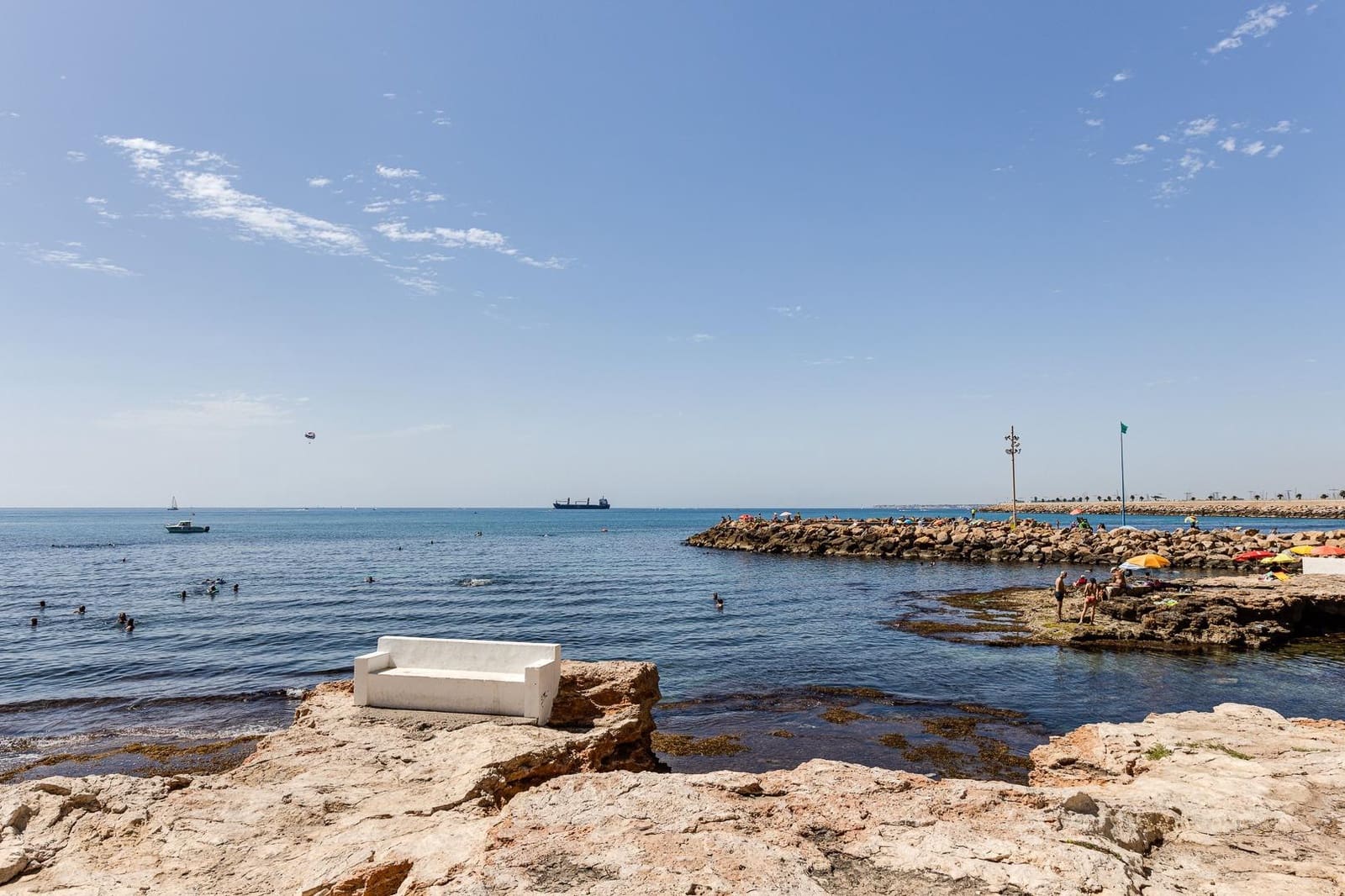 Commercieel te koop in Torrevieja - € 149.900 (Ref: 9462320)