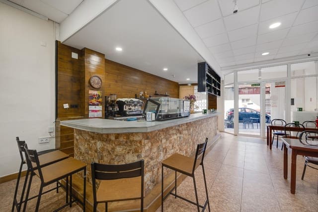 Commercieel te koop in Torrevieja - € 149.900 (Ref: 9462320)