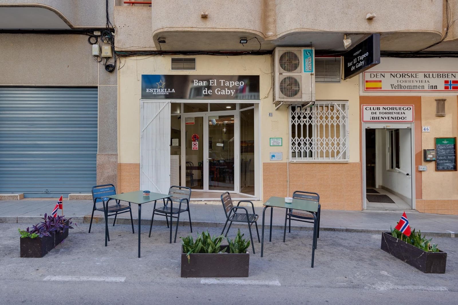 Commercieel te koop in Torrevieja - € 149.900 (Ref: 9462320)