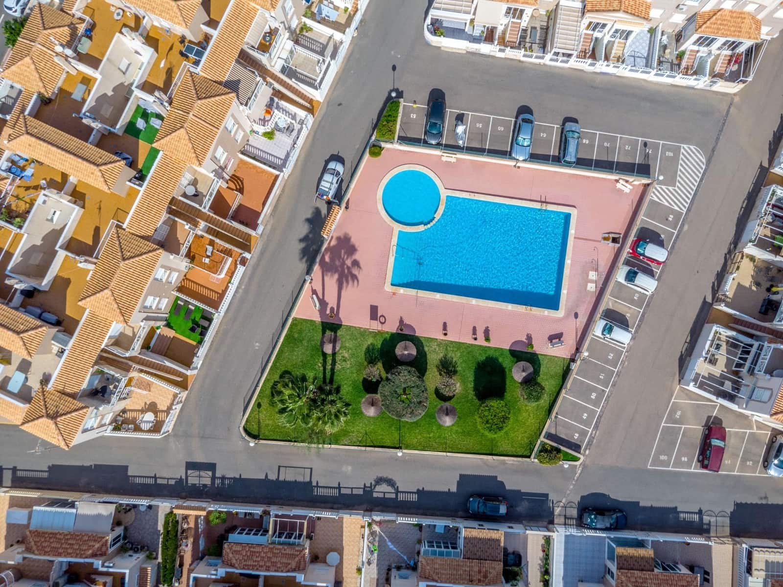 4 sovrum Lägenhet till salu i Torrevieja med pool - 230 000 € (Ref: 9462323)