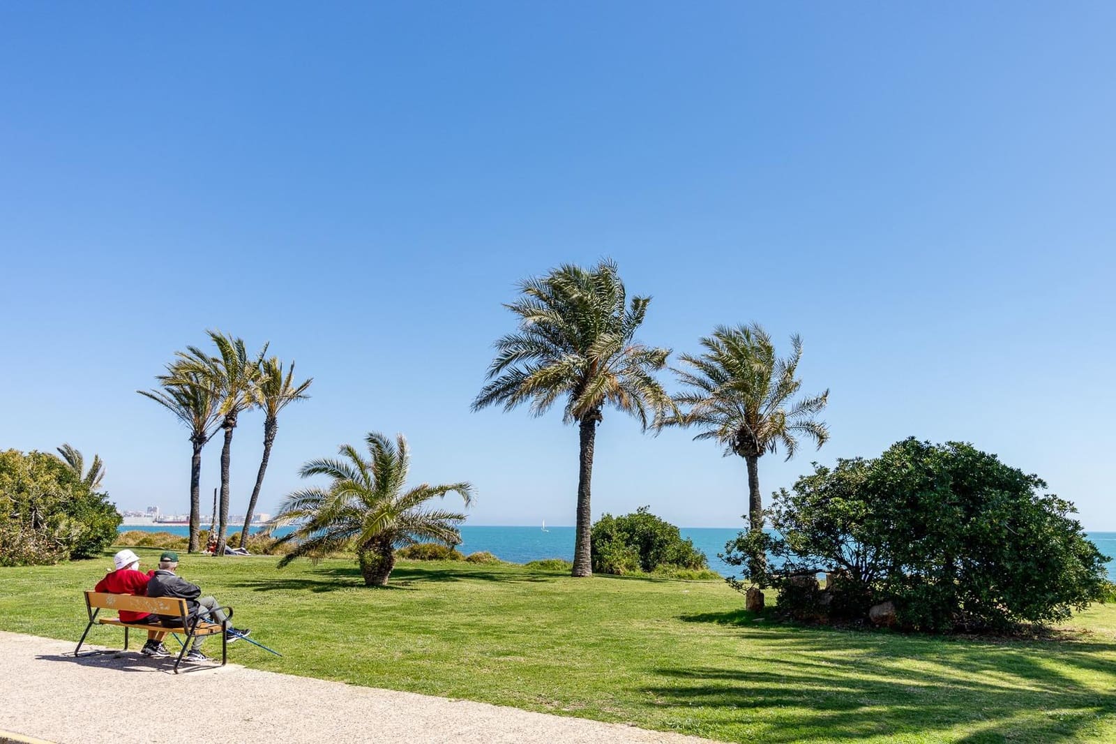 3 bedroom Flat for sale in La Veleta with pool - € 194,900 (Ref: 9462330)