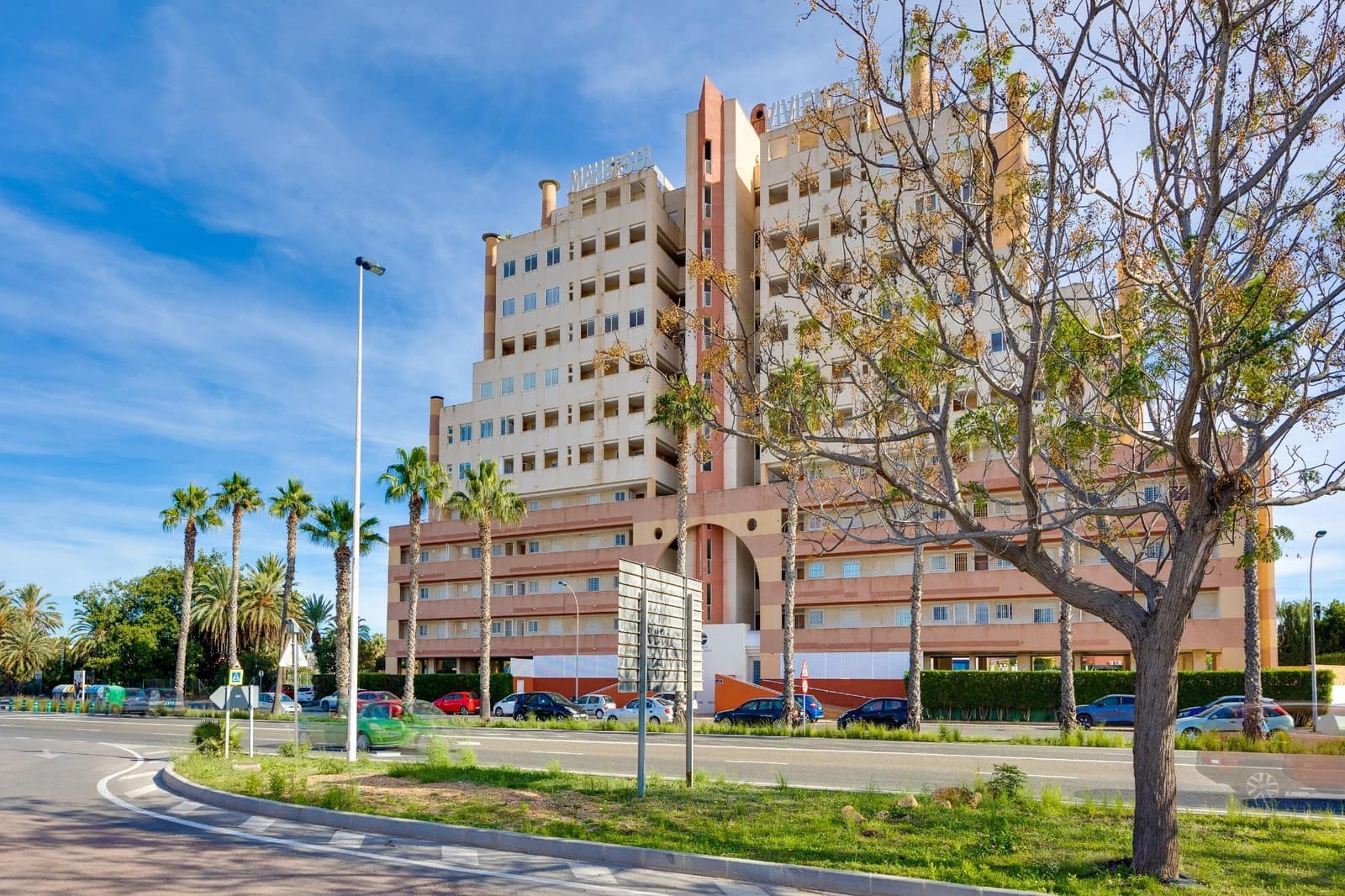 3 bedroom Flat for sale in La Veleta with pool - € 194,900 (Ref: 9462330)