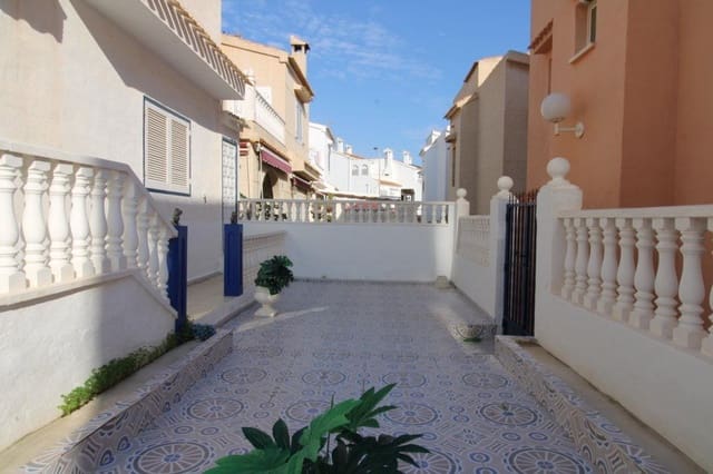 3 soveværelse Rækkehus til salg i Torreblanca, Torrevieja med swimmingpool - € 200.000 (Ref: 9462353)