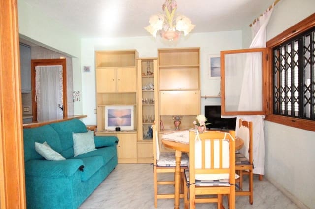 3 soveværelse Rækkehus til salg i Torreblanca, Torrevieja med swimmingpool - € 200.000 (Ref: 9462353)