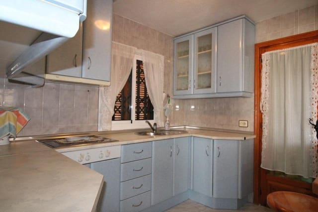 3 soveværelse Rækkehus til salg i Torreblanca, Torrevieja med swimmingpool - € 200.000 (Ref: 9462353)