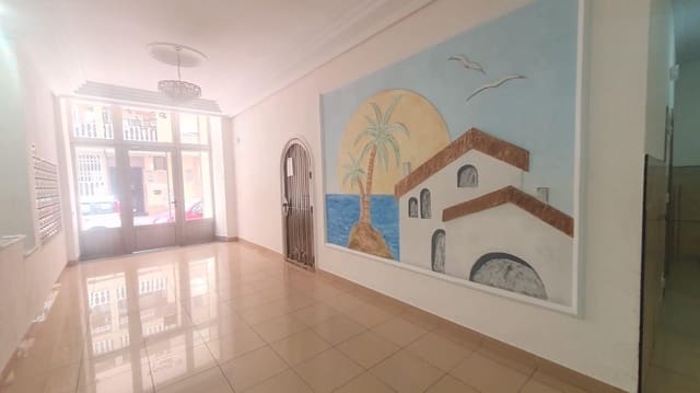 2 soverom Leilighet til salgs i Centro, Torrevieja med svømmebasseng - € 117 260 (Ref: 9462357)
