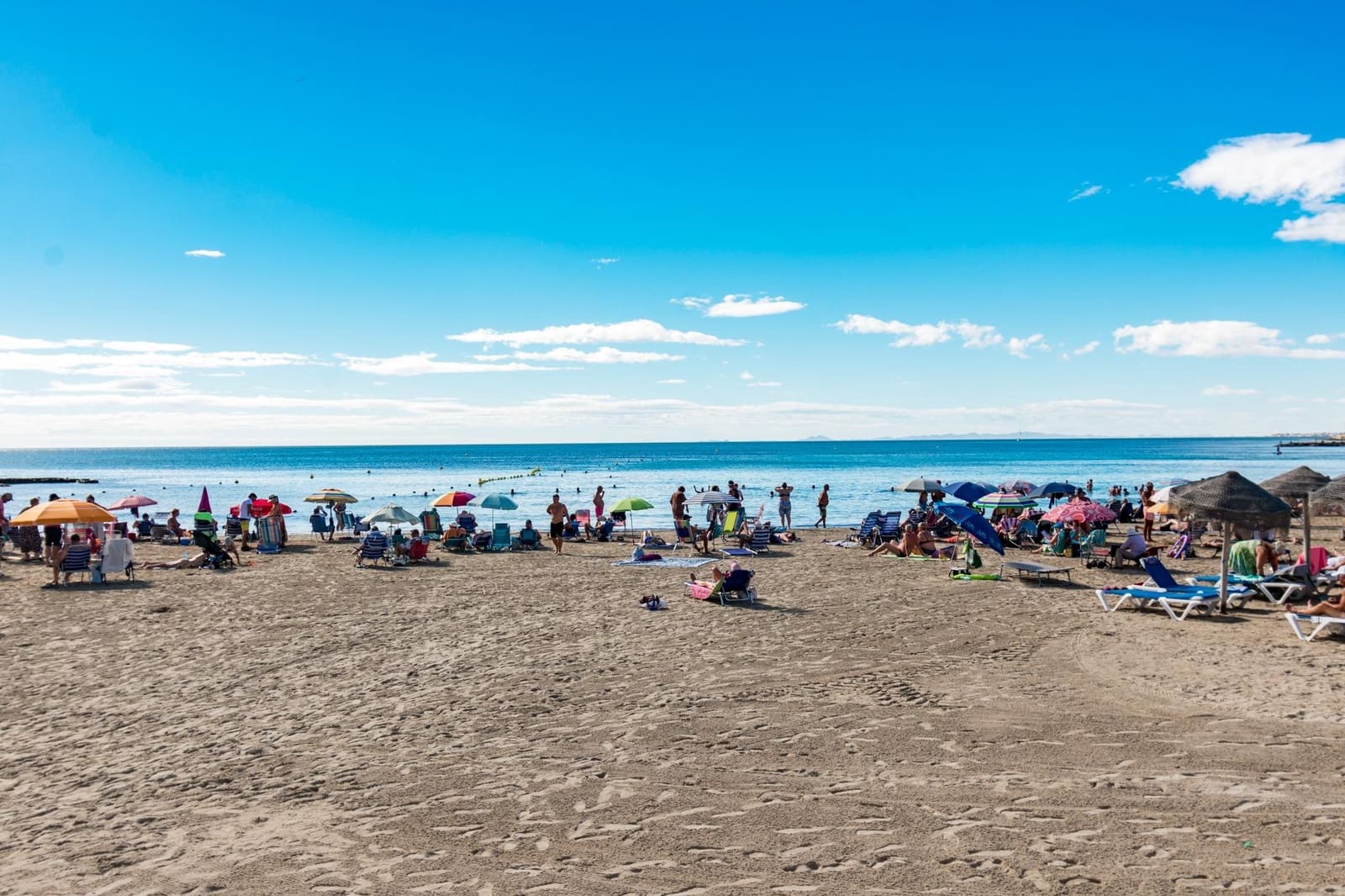 2 soverom Leilighet til salgs i Torrevieja med svømmebasseng - € 117 260 (Ref: 9462357)