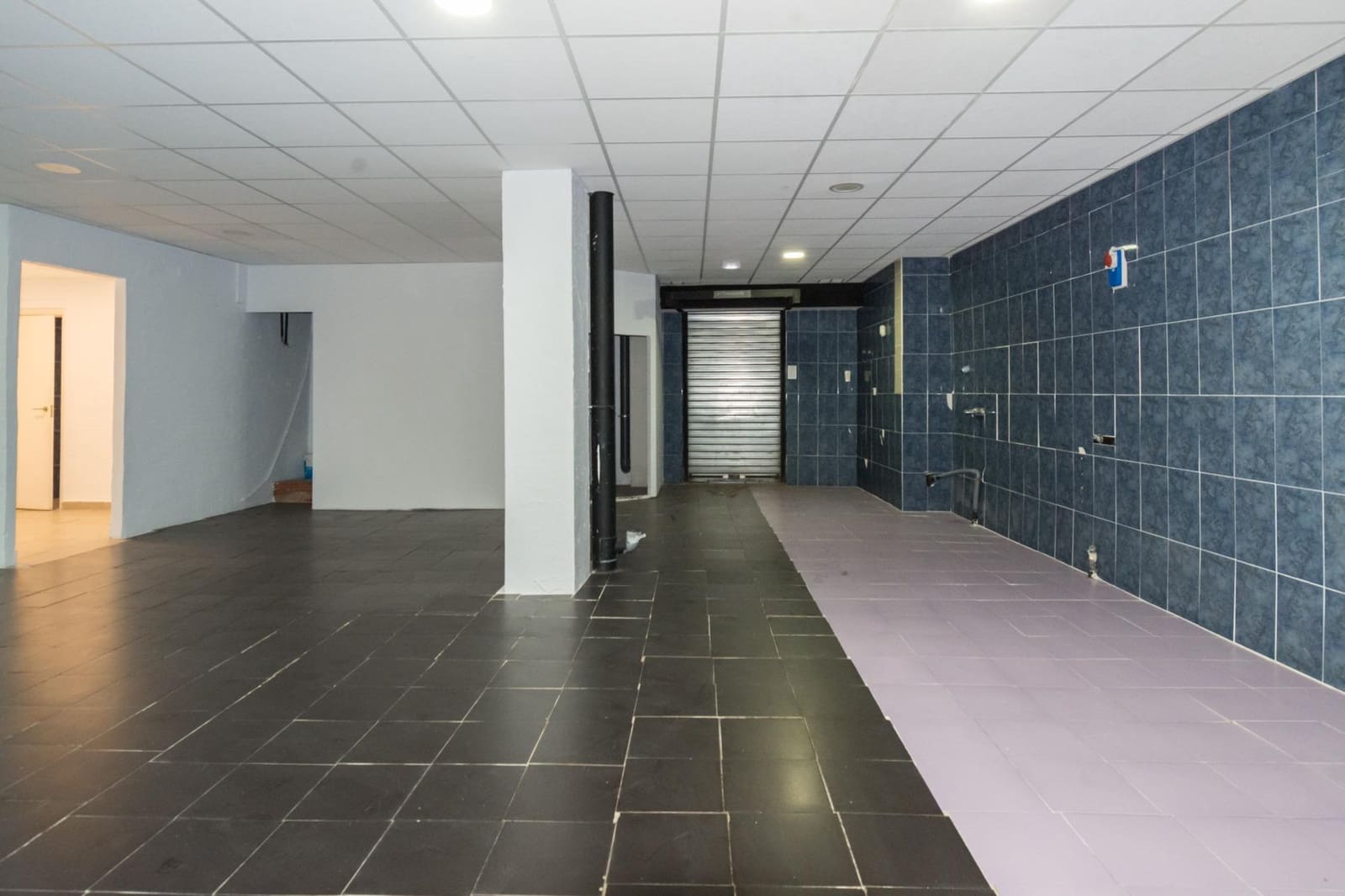 Comercial para venda em Torrevieja - 409 500 € (Ref: 9462361)