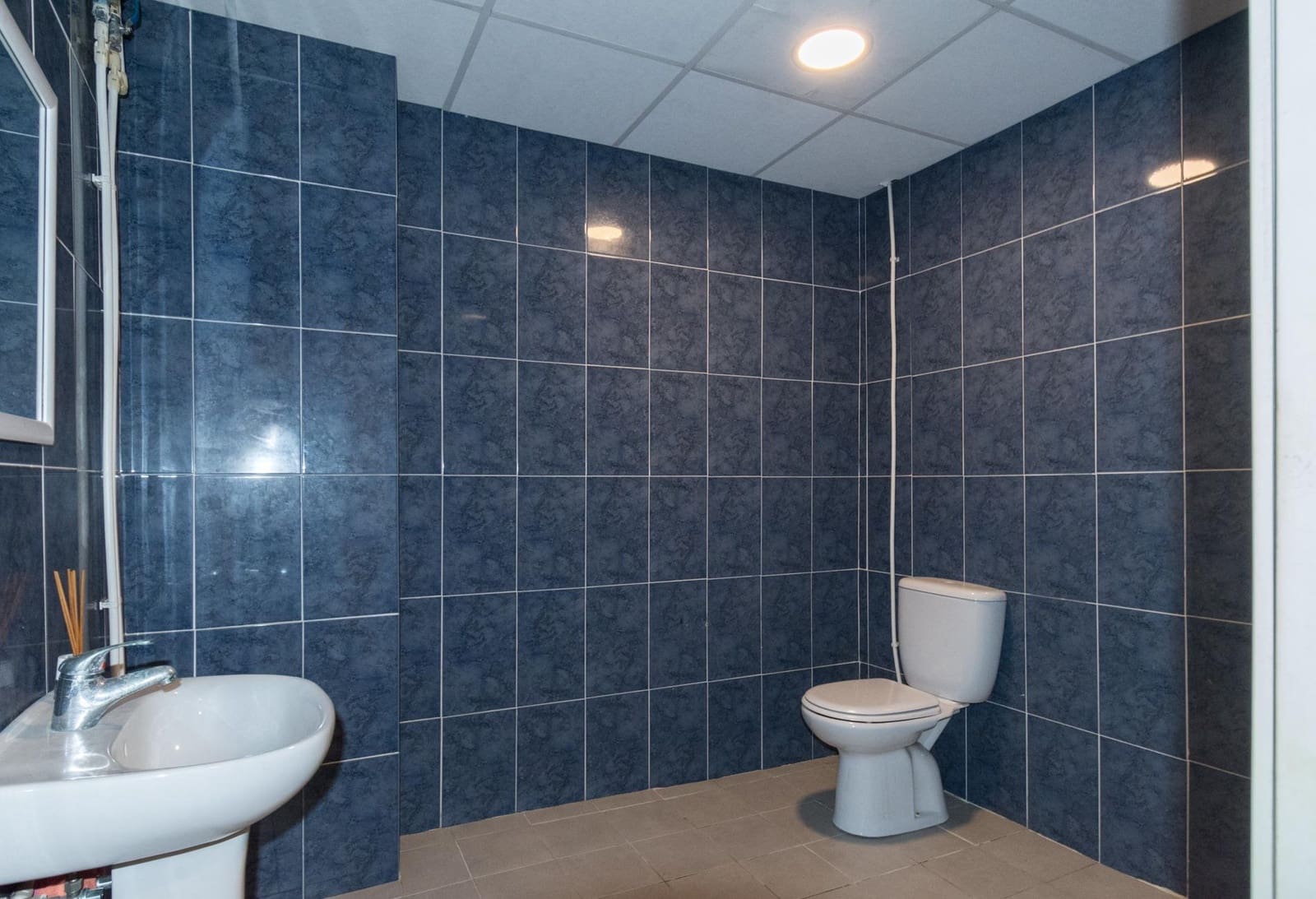 Comercial para venda em Torrevieja - 409 500 € (Ref: 9462361)