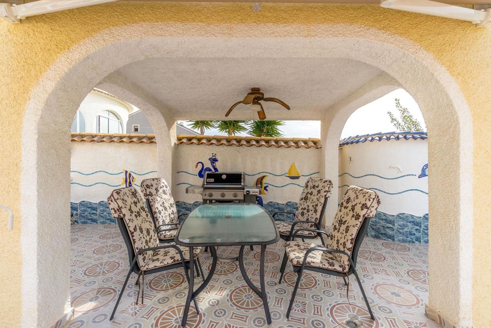 4 chambre Villa/Maison à vendre à Torrevieja avec piscine garage - 549 000 € (Ref: 9462364)