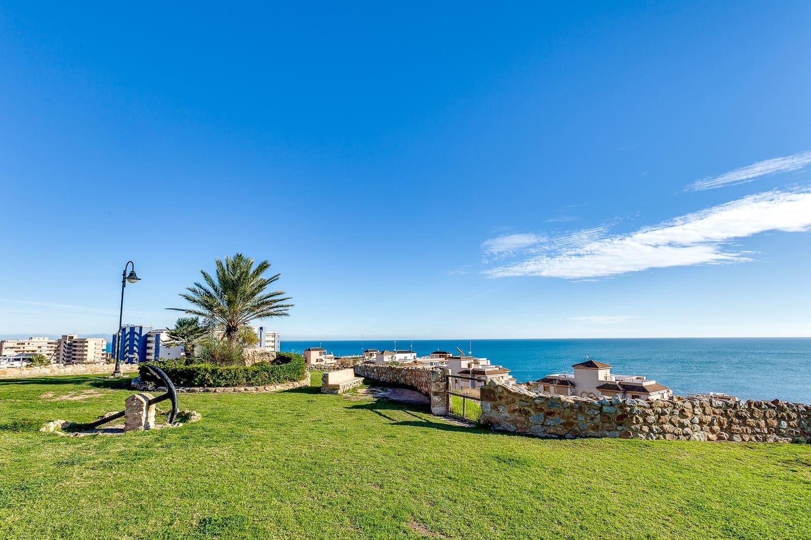 3 chambre Villa/Maison à vendre à Torrevieja avec piscine - 439 000 € (Ref: 9462370)