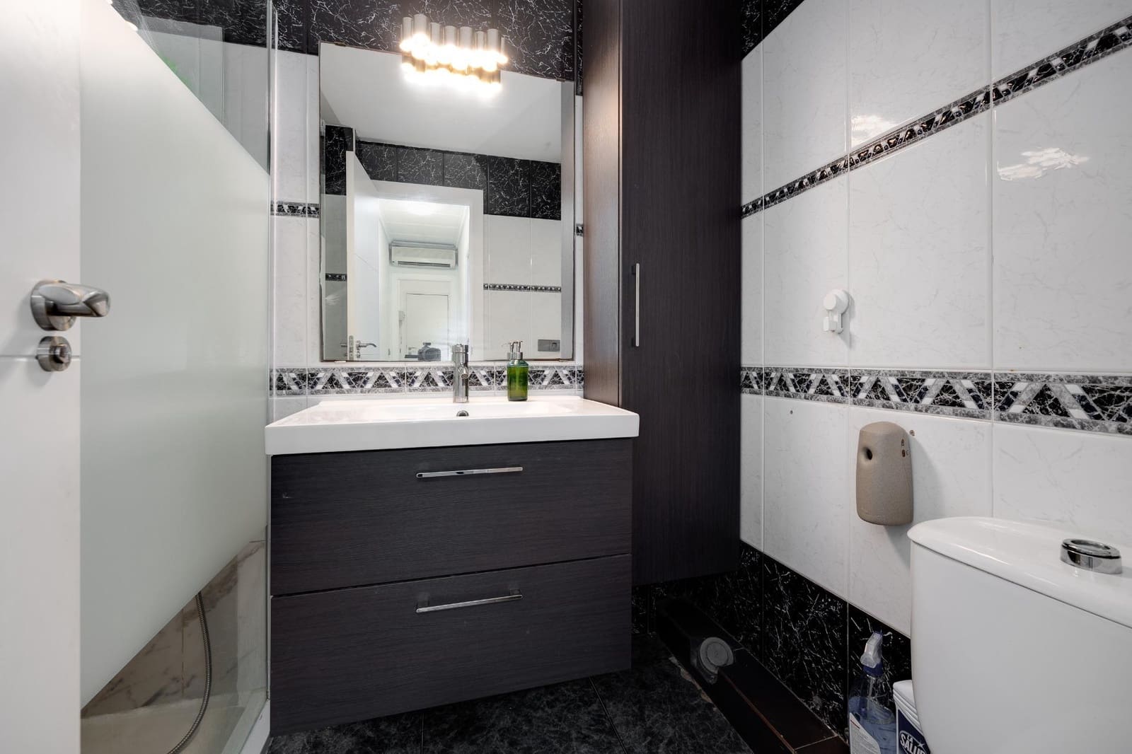 4 quarto Apartamento para venda em Torrevieja - 133 900 € (Ref: 9462372)