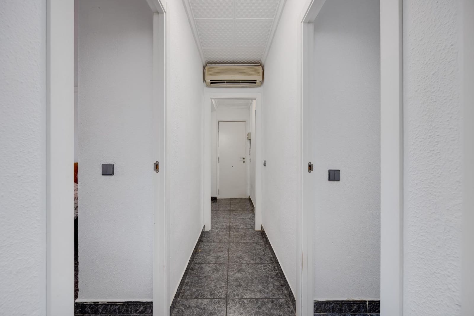 4 quarto Apartamento para venda em Torrevieja - 133 900 € (Ref: 9462372)