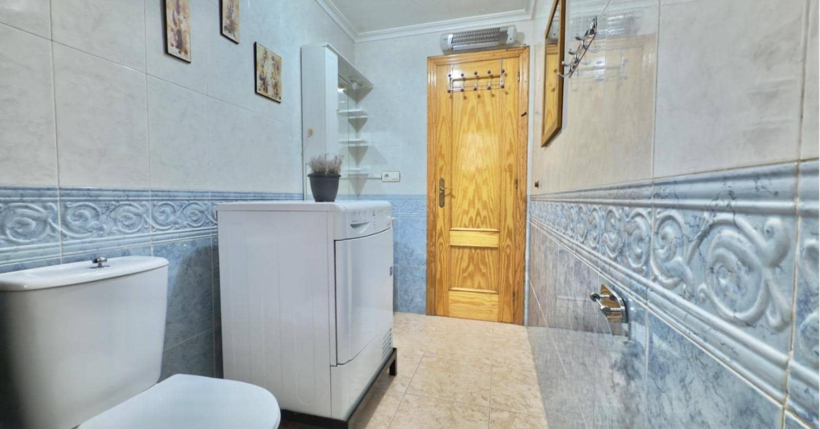 2 soverom Leilighet til salgs i Torrevieja med svømmebasseng - € 117 000 (Ref: 9462378)