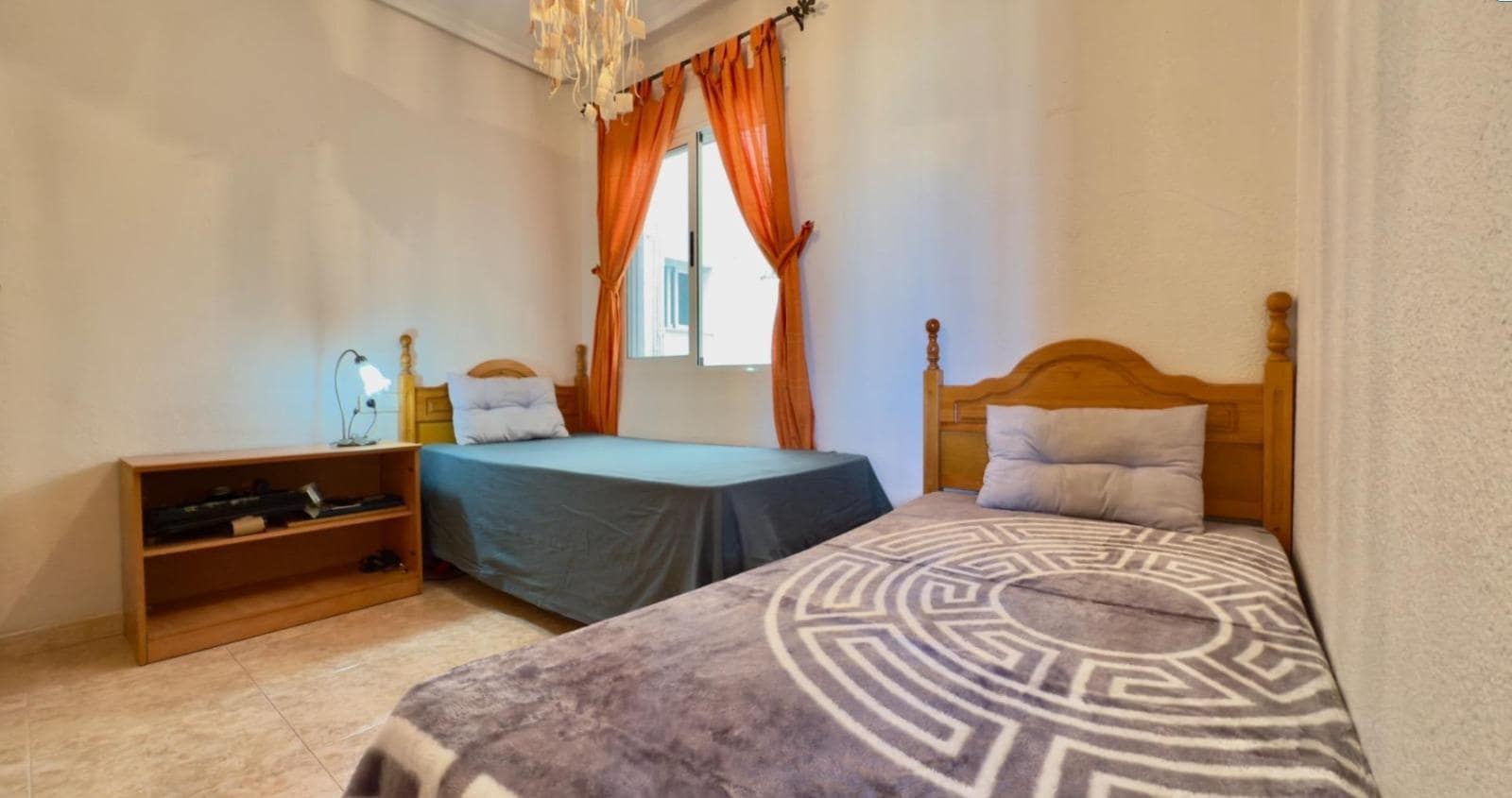 2 soverom Leilighet til salgs i Torrevieja med svømmebasseng - € 117 000 (Ref: 9462378)